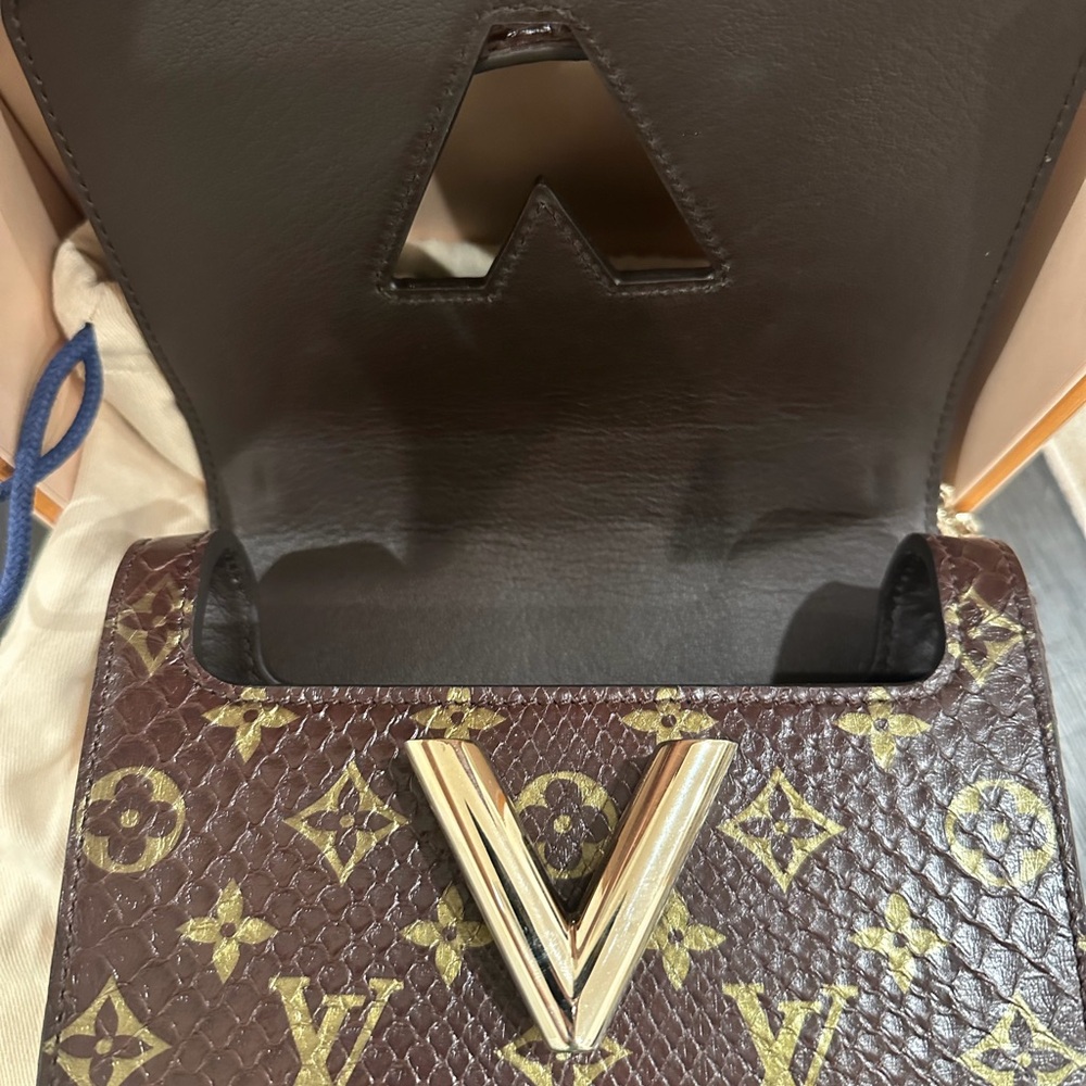 Louis Vuitton Python Twist Handbag - image 6